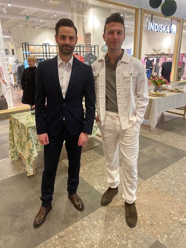 Shoppingkväll i Kvarteret Giraffen – en blomstrande vårkväll – bild 2