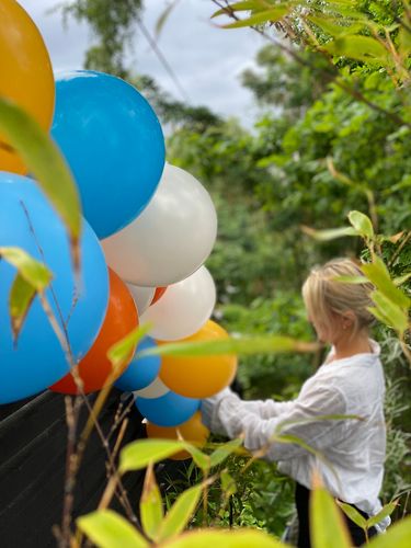 Sommarfest med en kärleksfull överraskning – bild 6
