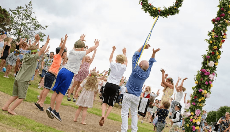 Midsommar i Åsa – en tradition fylld av glädje