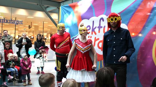 Lekfull Lördag – bild 1